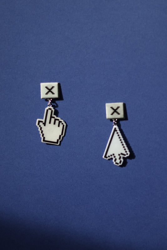 Click! Clack! No.5 cursor studs