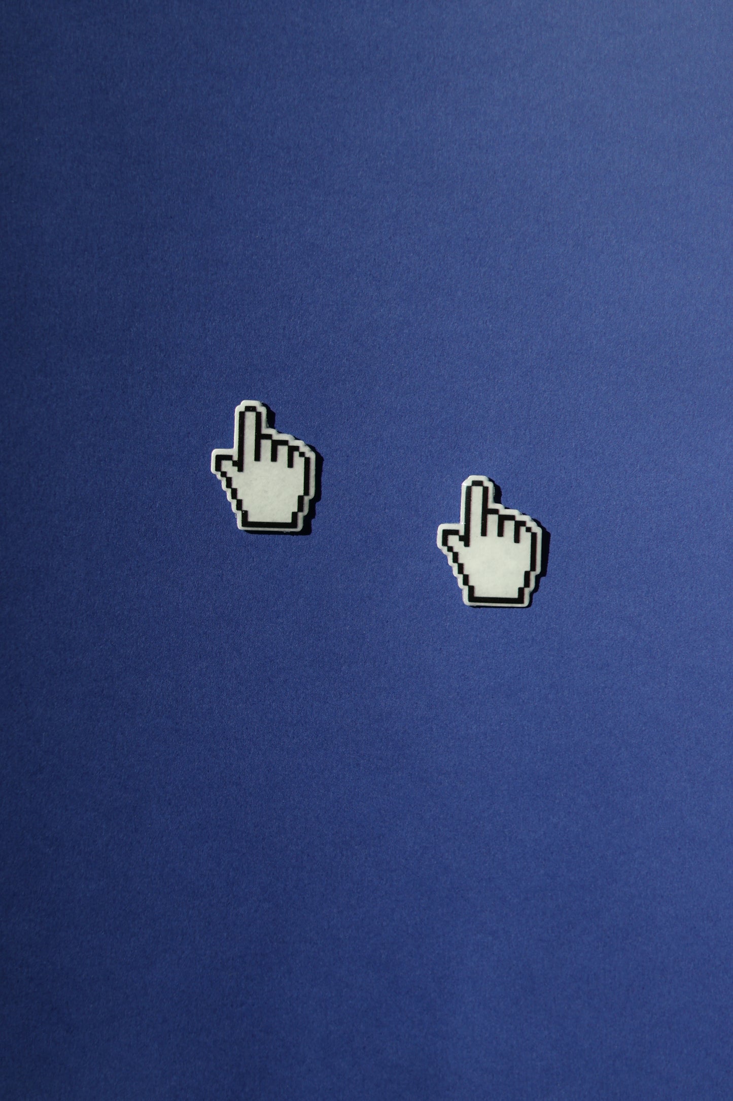 Clack! No.1,2,3 hand cursor studs