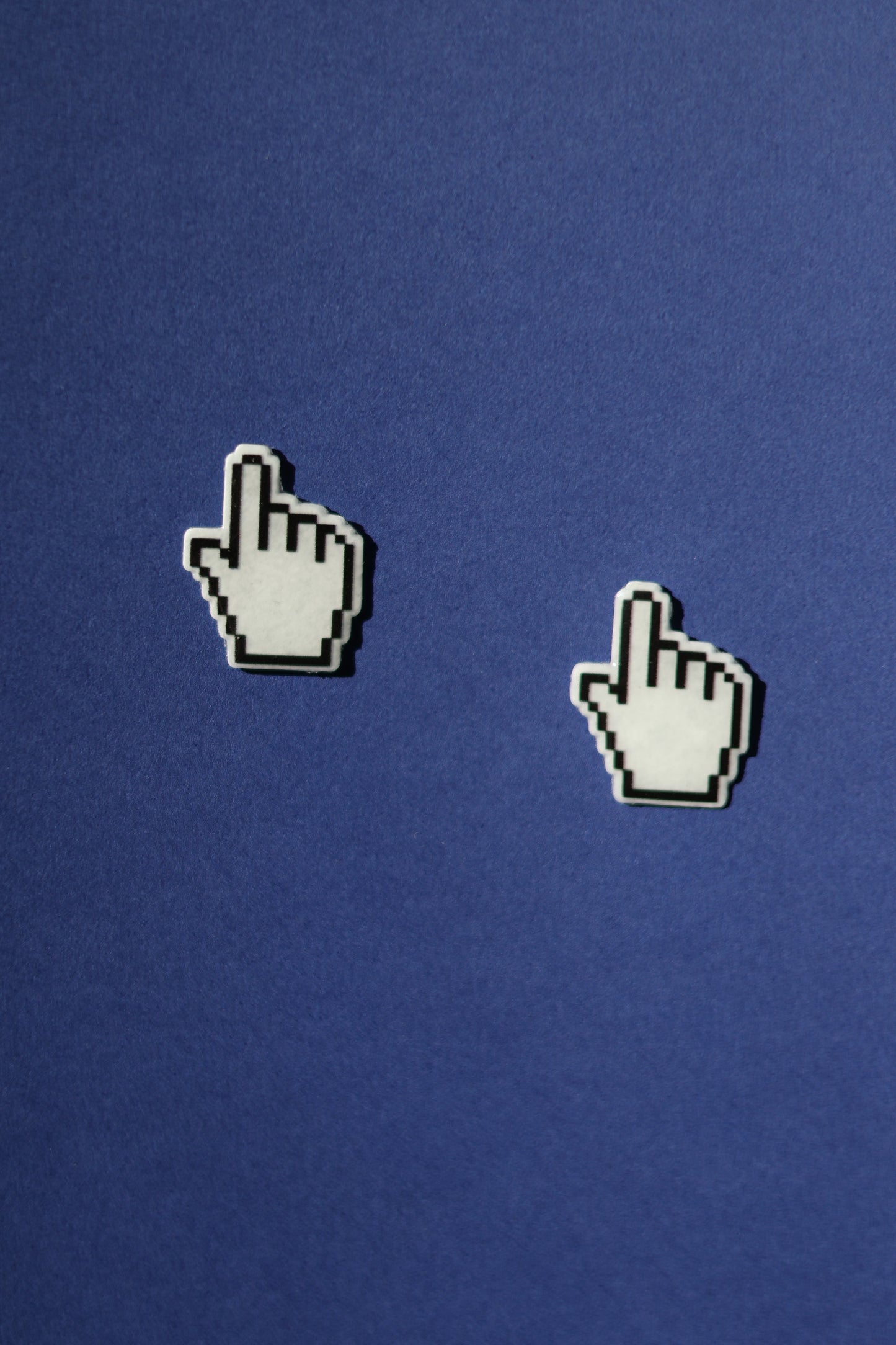 Clack! No.1,2,3 hand cursor studs