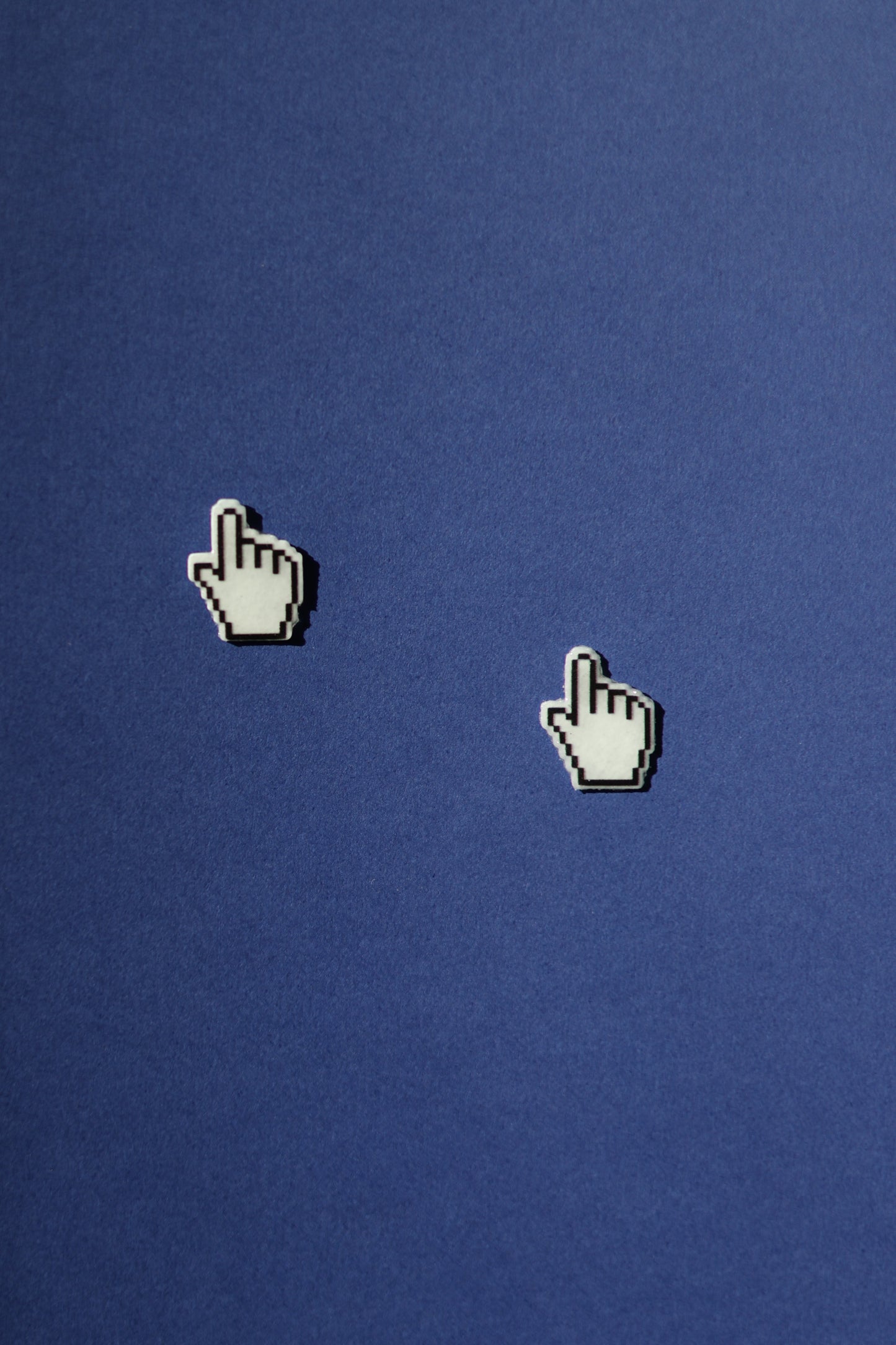 Clack! No.1,2,3 hand cursor studs