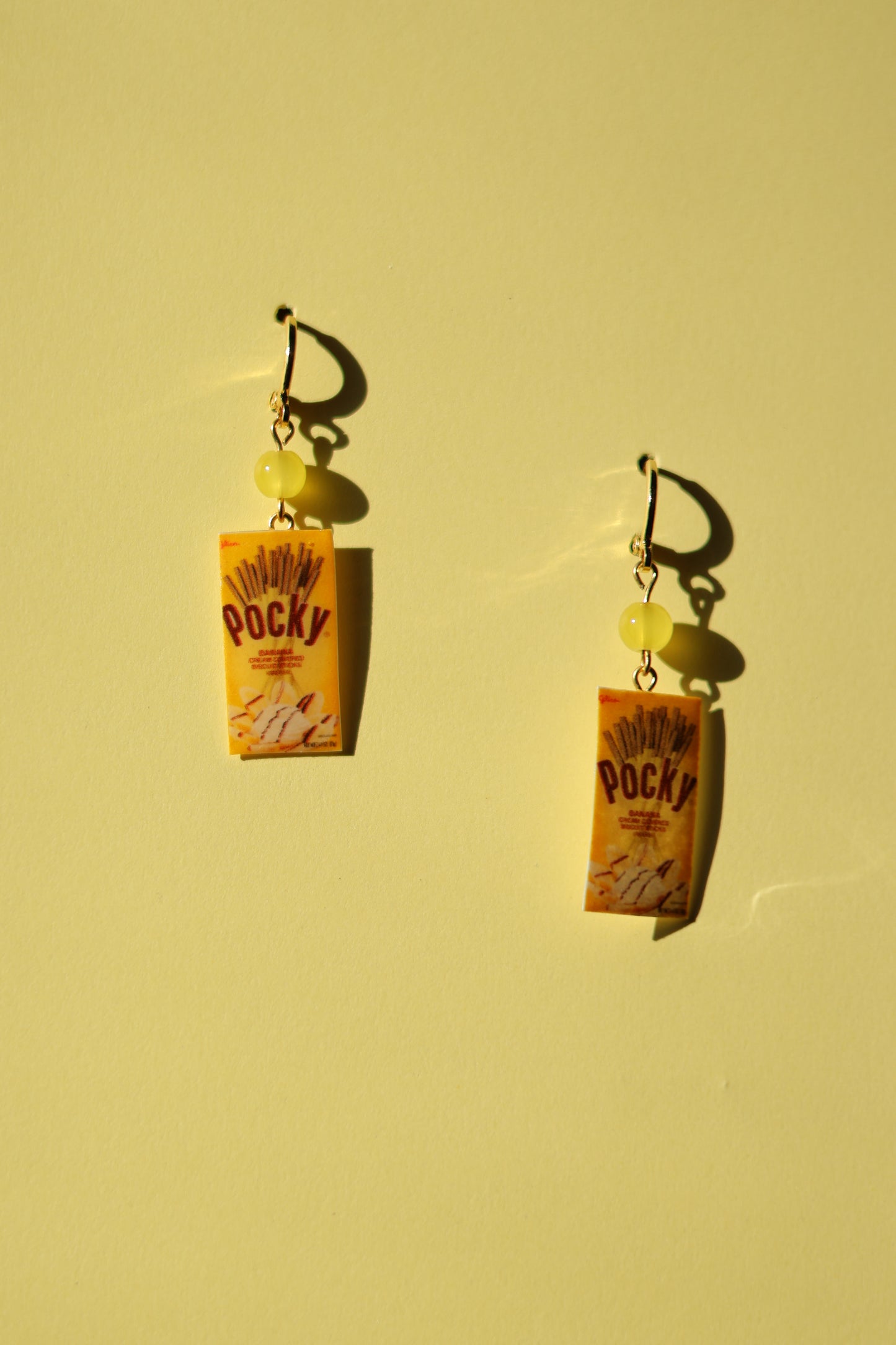 Crunch! No.17 banana Pocky Huggies