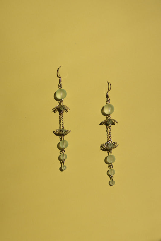 Split frost No.1 frosted glass earring